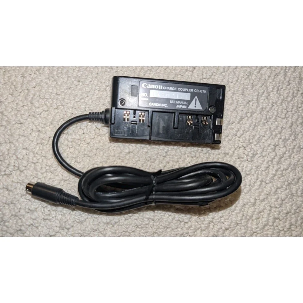 Cannon Canovision 8 H660 Hi8 8mm Video Camera Recorder H850A Case+Light+Extras